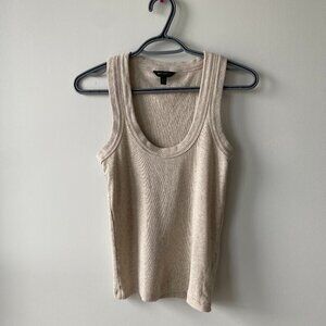 Banana Republic Scoop Neck Tank Top